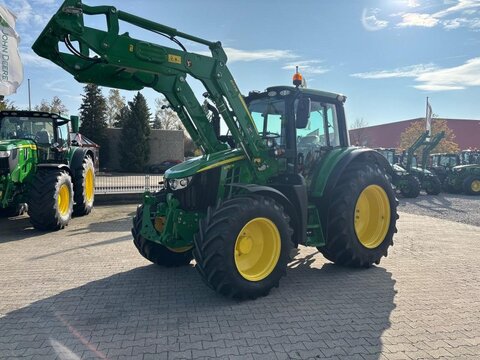 John Deere 6120M