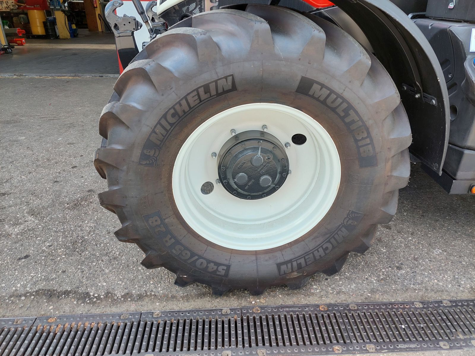 Steyr 6150 Profi (Stage V) 3