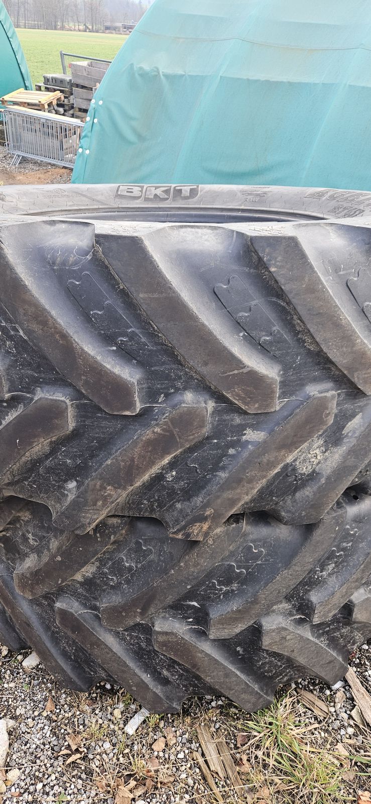 BKT 2 Stück BKT 650/65R 28 AGRI MAX RT 657 gebraucht 3