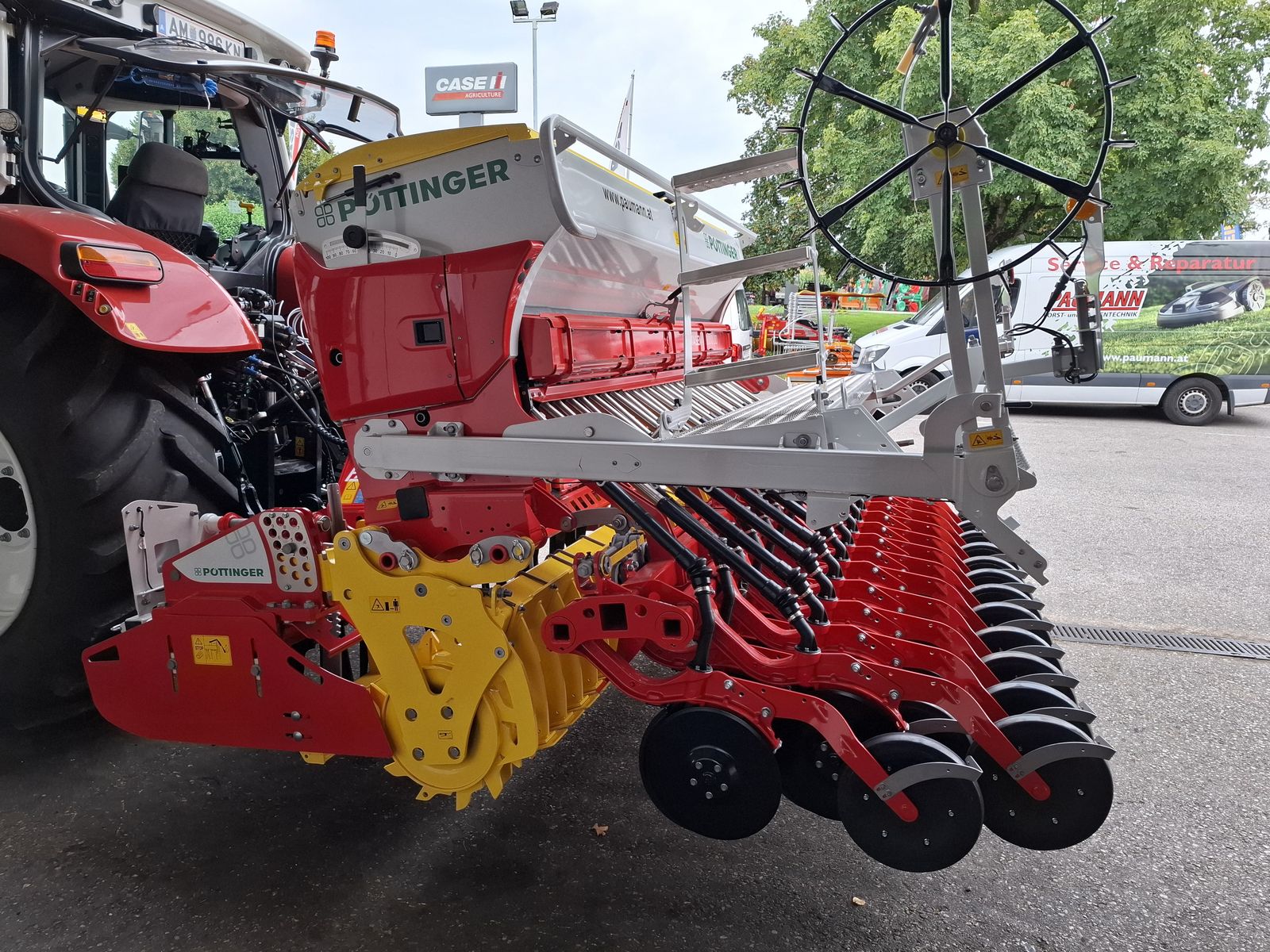 Pöttinger Pöttinger LION 3040 Classic mit VITASEM M 3000 D 3