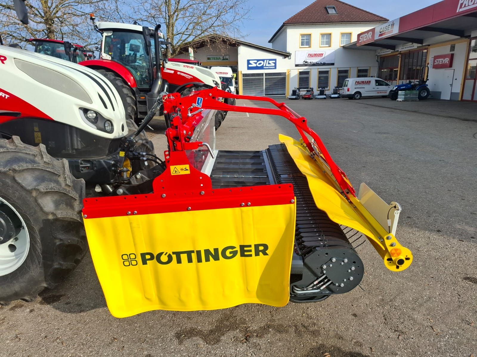 Pöttinger Frontbandschwader Mergento F 4010 Alpin 2