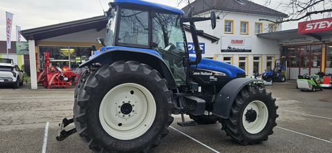 New Holland TM 140
