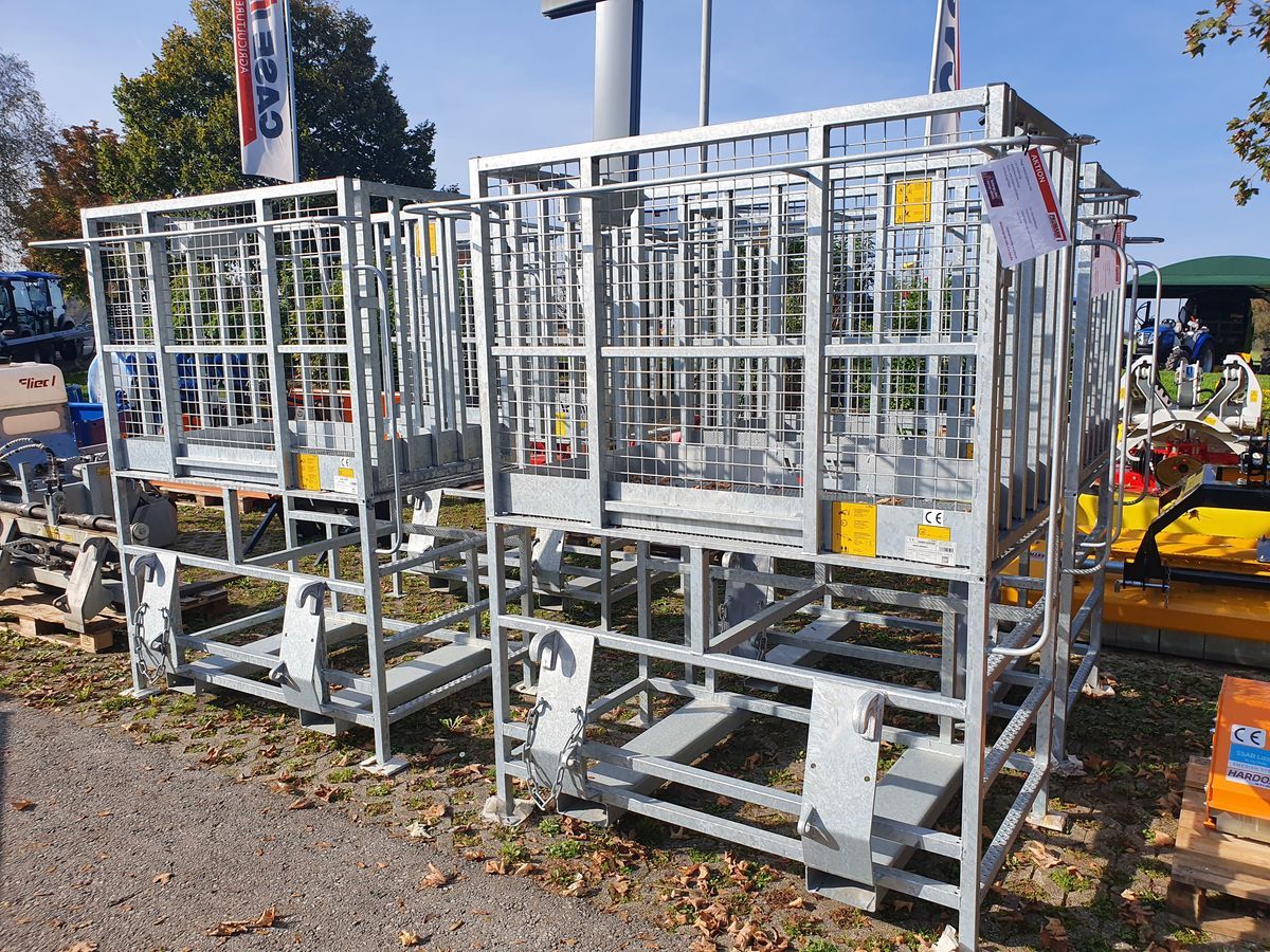 Fliegl Arbeitsbühne HOCH