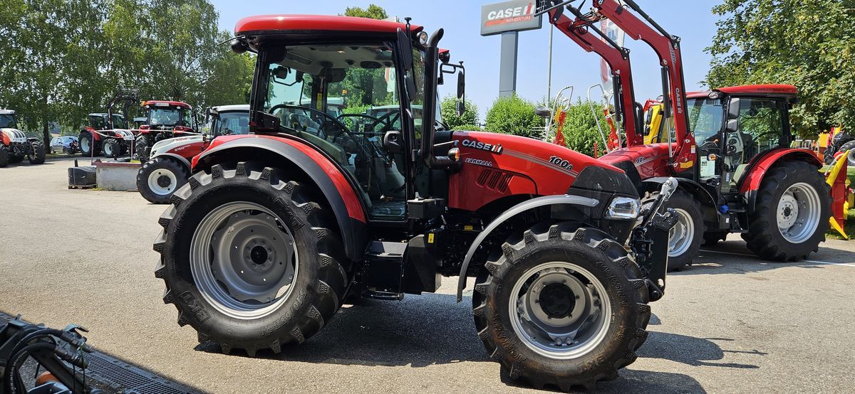Case IH Farmall 100 A (Stage V)