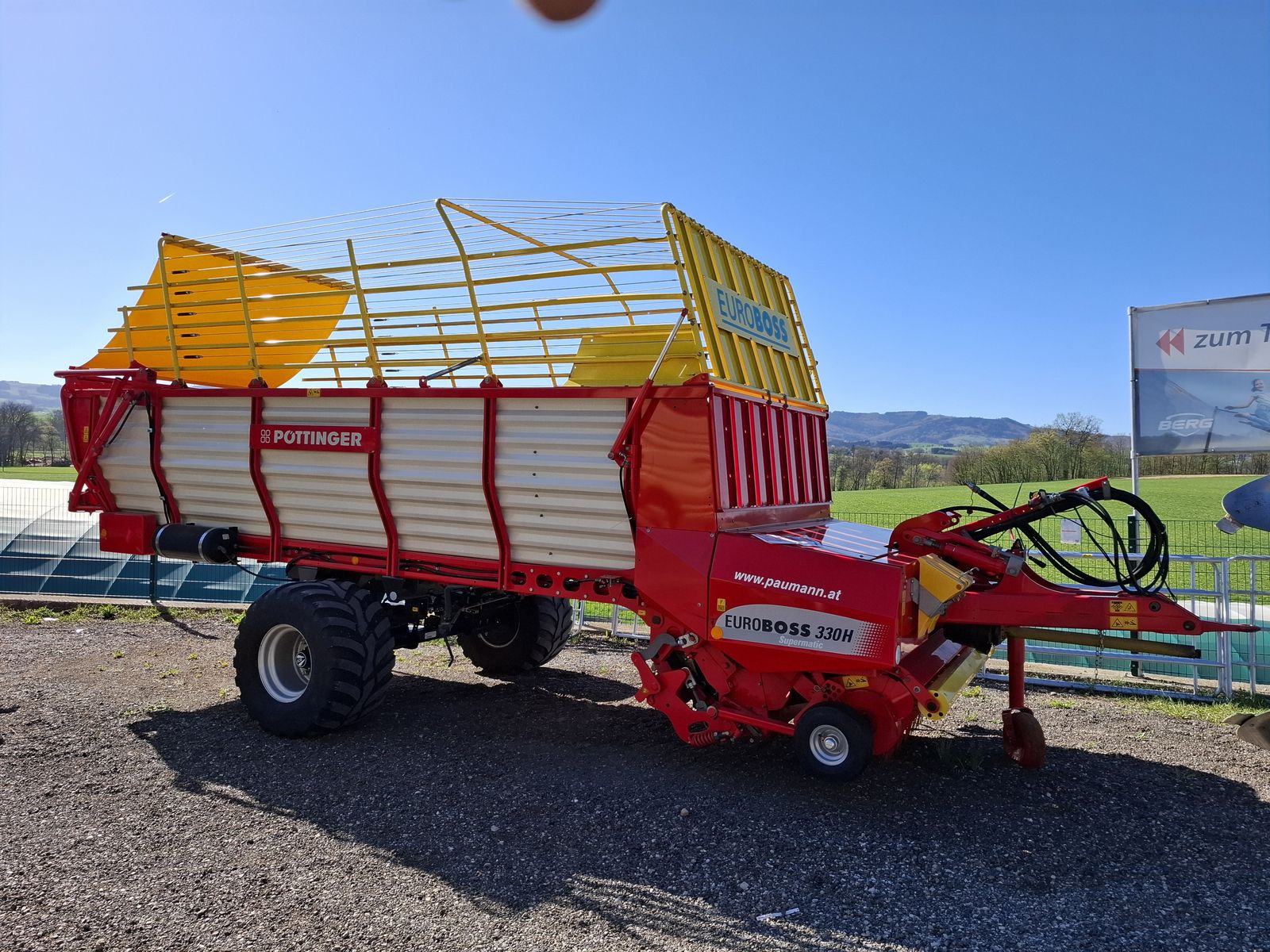 Pöttinger Euroboss 330 H - Euro Boss