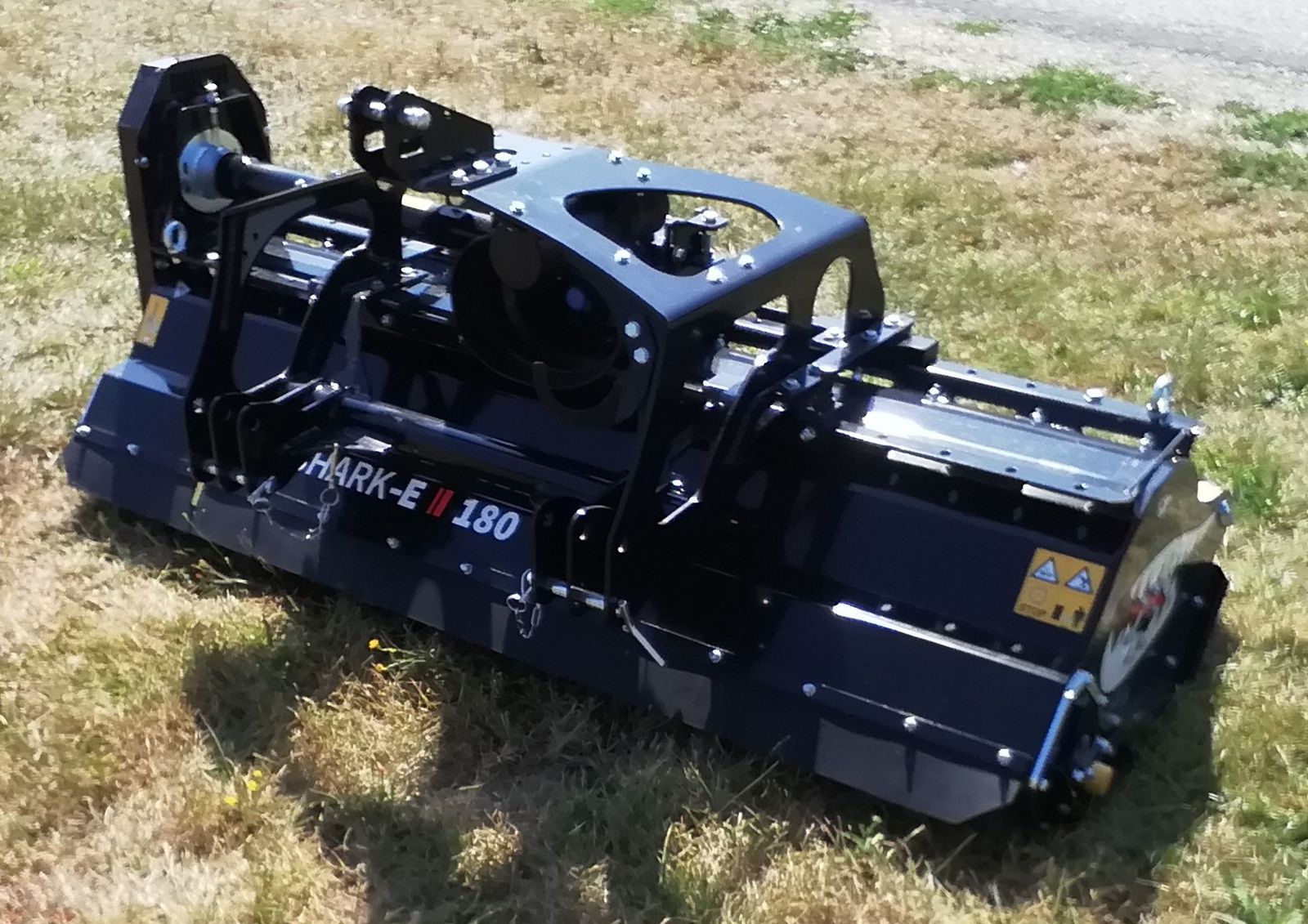 Müthing Mulcher Alpinshark-E 180