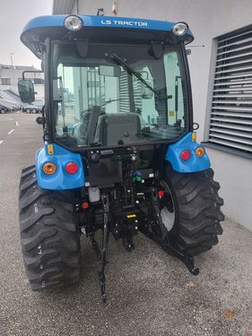 LS Traktor MT 3.40 HST mit Zubehör