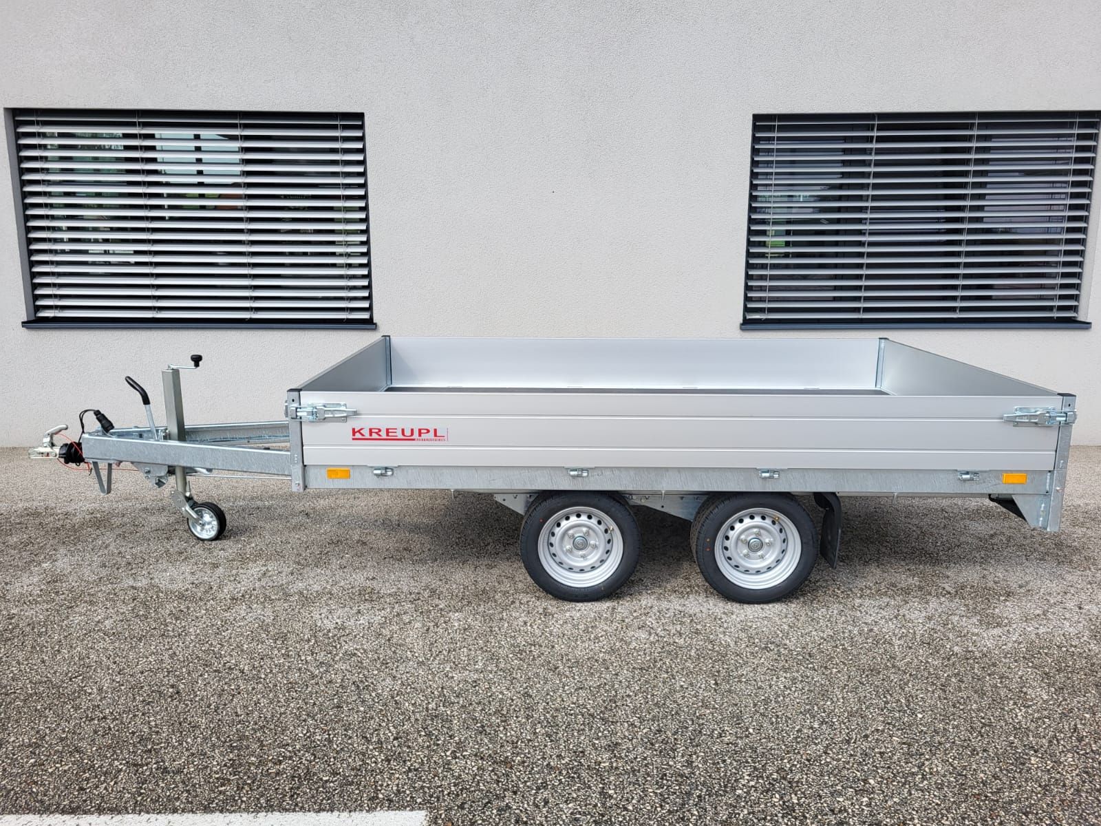 Pongratz Hochlader PHL 3060/18 T-AL (2,7 t GG) 2