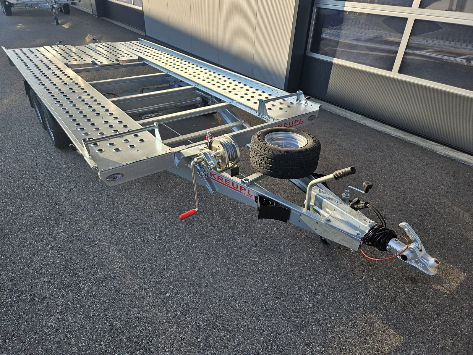 Blyss Fahrzeugtransporter SONDA II AKTION 2