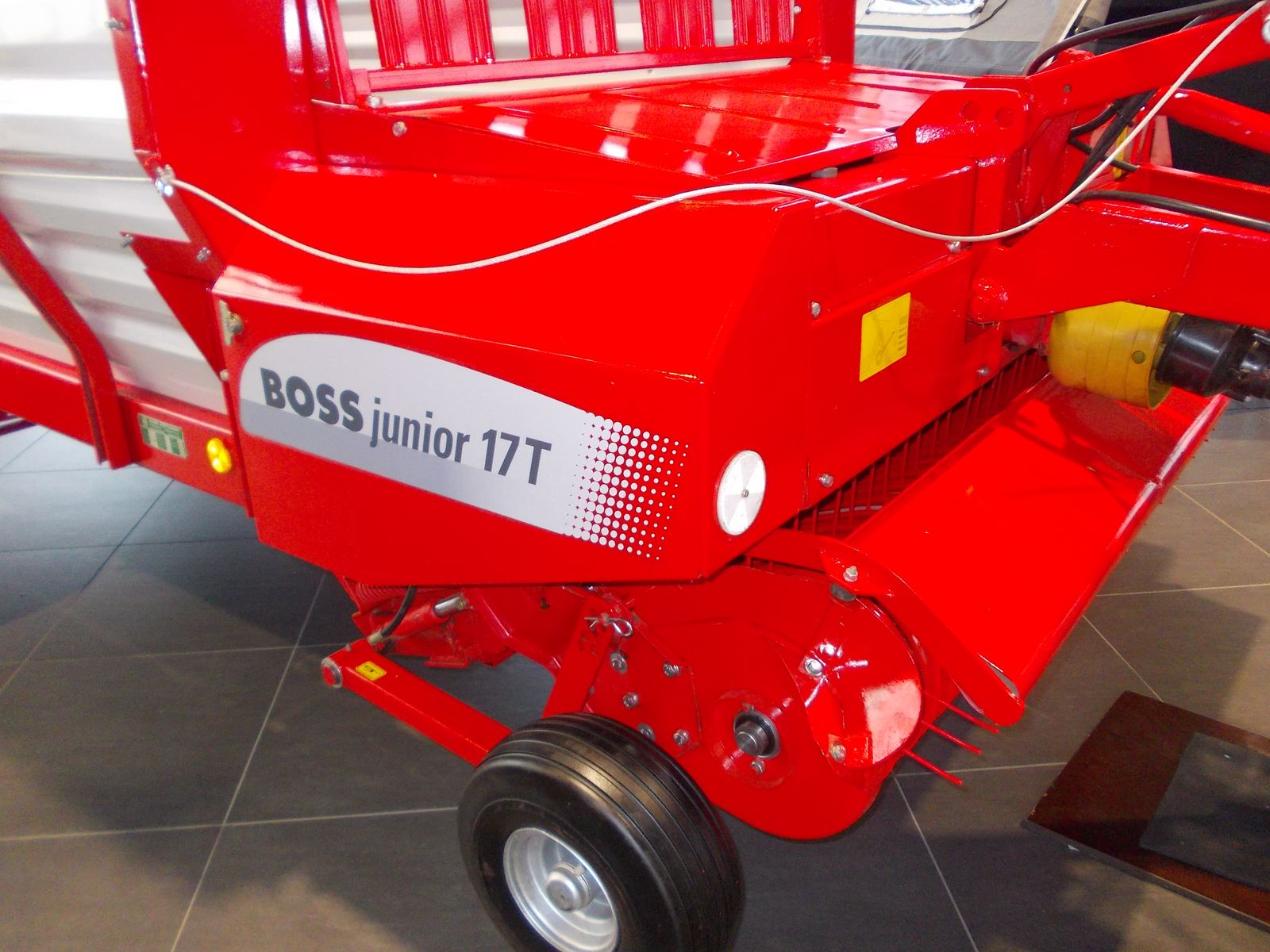 Pöttinger Berg-Ladewagen Boss Junior 17T (gebraucht) 3