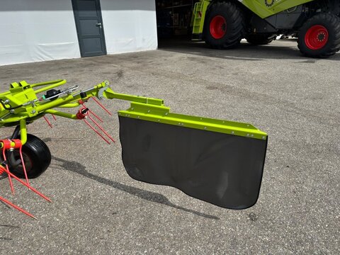 CLAAS Volto 900