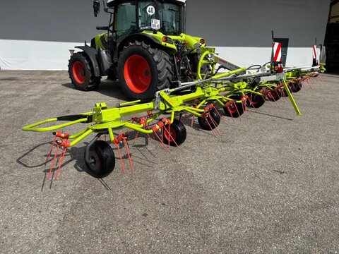 CLAAS Volto 900