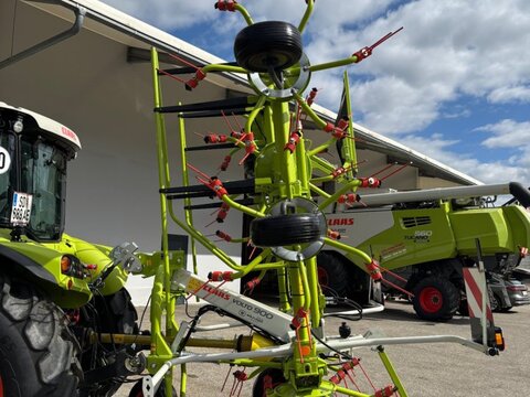 CLAAS Volto 900