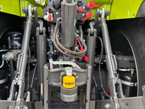 CLAAS ARION 660