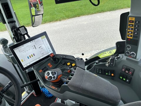 CLAAS ARION 660