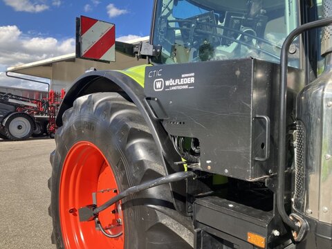 CLAAS ARION 660 CMATIC CEBIS