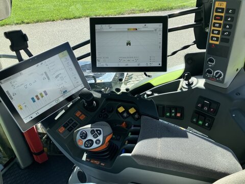 CLAAS ARION 660 CMATIC CEBIS