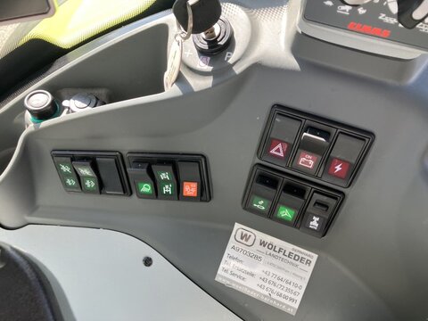 CLAAS ARION 660 CMATIC CEBIS