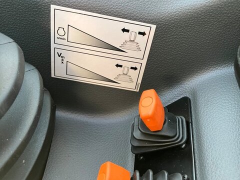 CLAAS Scorpion 1033 VP