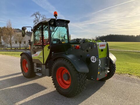 Claas Scorpion 1033 VP 3