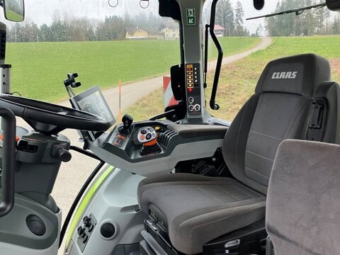 CLAAS Arion 550 CEBIS