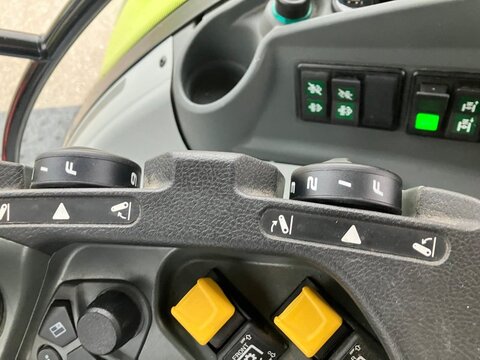 CLAAS Arion 550 CEBIS