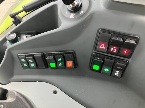CLAAS Arion 550 CEBIS