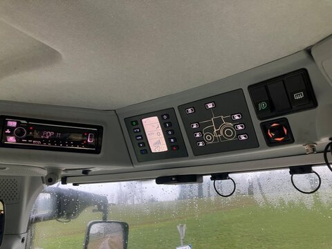 CLAAS Arion 550 CEBIS