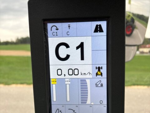 CLAAS Arion 420