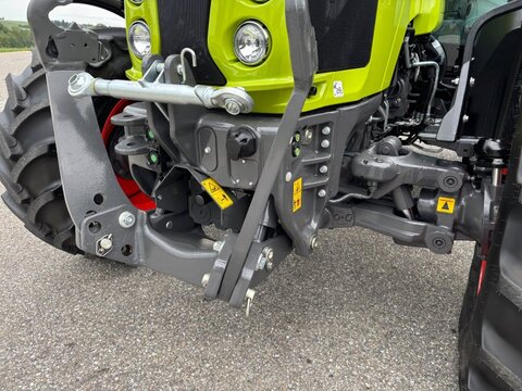 CLAAS Arion 420