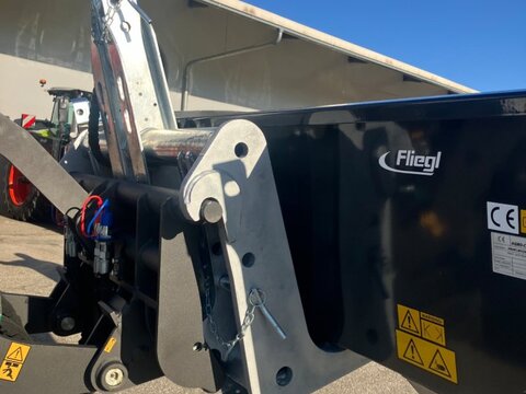 Fliegl Gigant 2200