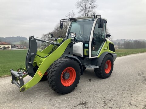 CLAAS Torion 530