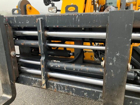 JCB 541-70 Agri Plus