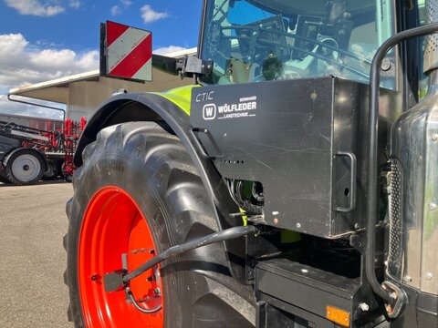 CLAAS ARION 660