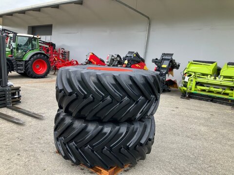 Continental 800/70 R32 3