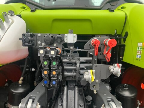 CLAAS Arion 450 CIS PANORAMIC