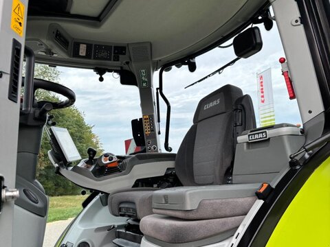 CLAAS ARION 660