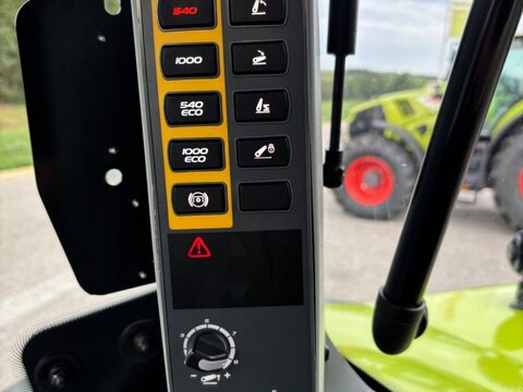CLAAS ARION 660