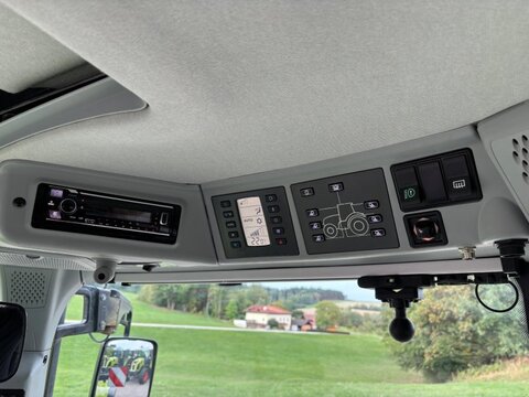 CLAAS ARION 660