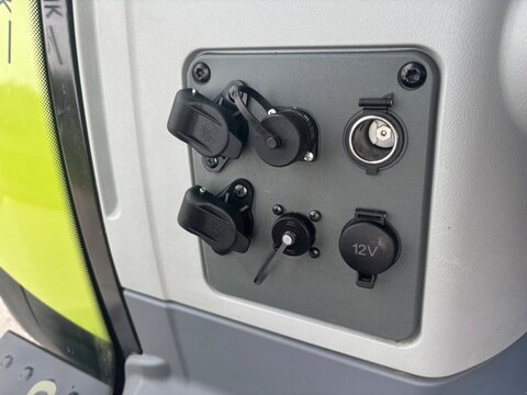 CLAAS ARION 660