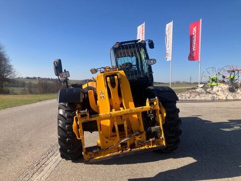 JCB 550-80 Agri Plus