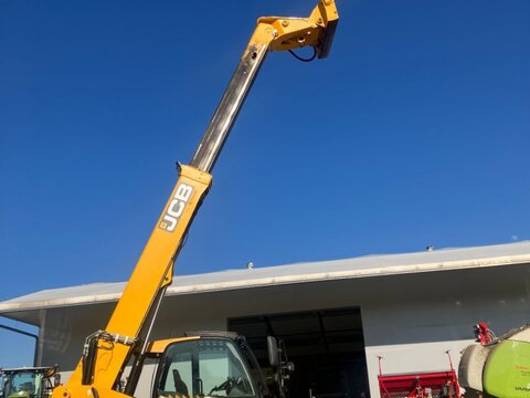 JCB 550-80 Agri Plus