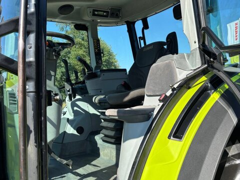 CLAAS Arion 420