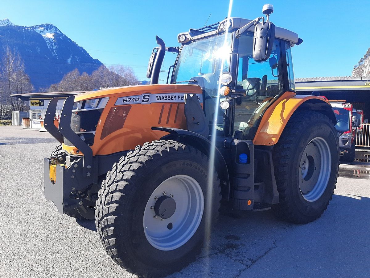 Massey Ferguson MF 6714 S Dyna-VT Exclusive (Stage V) 2