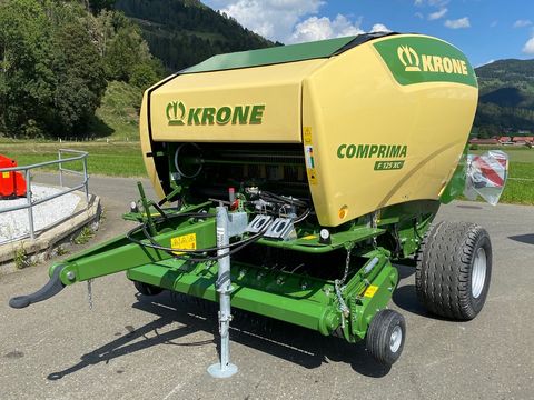 <strong>Krone Comprima F 125</strong><br />