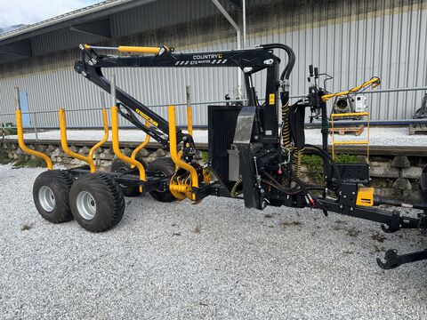 Country 70S mit Kran 670 Master