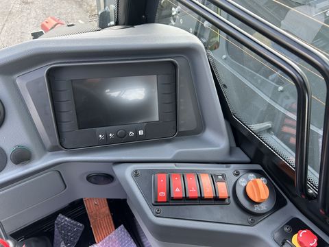 Claas Scorpion 1033