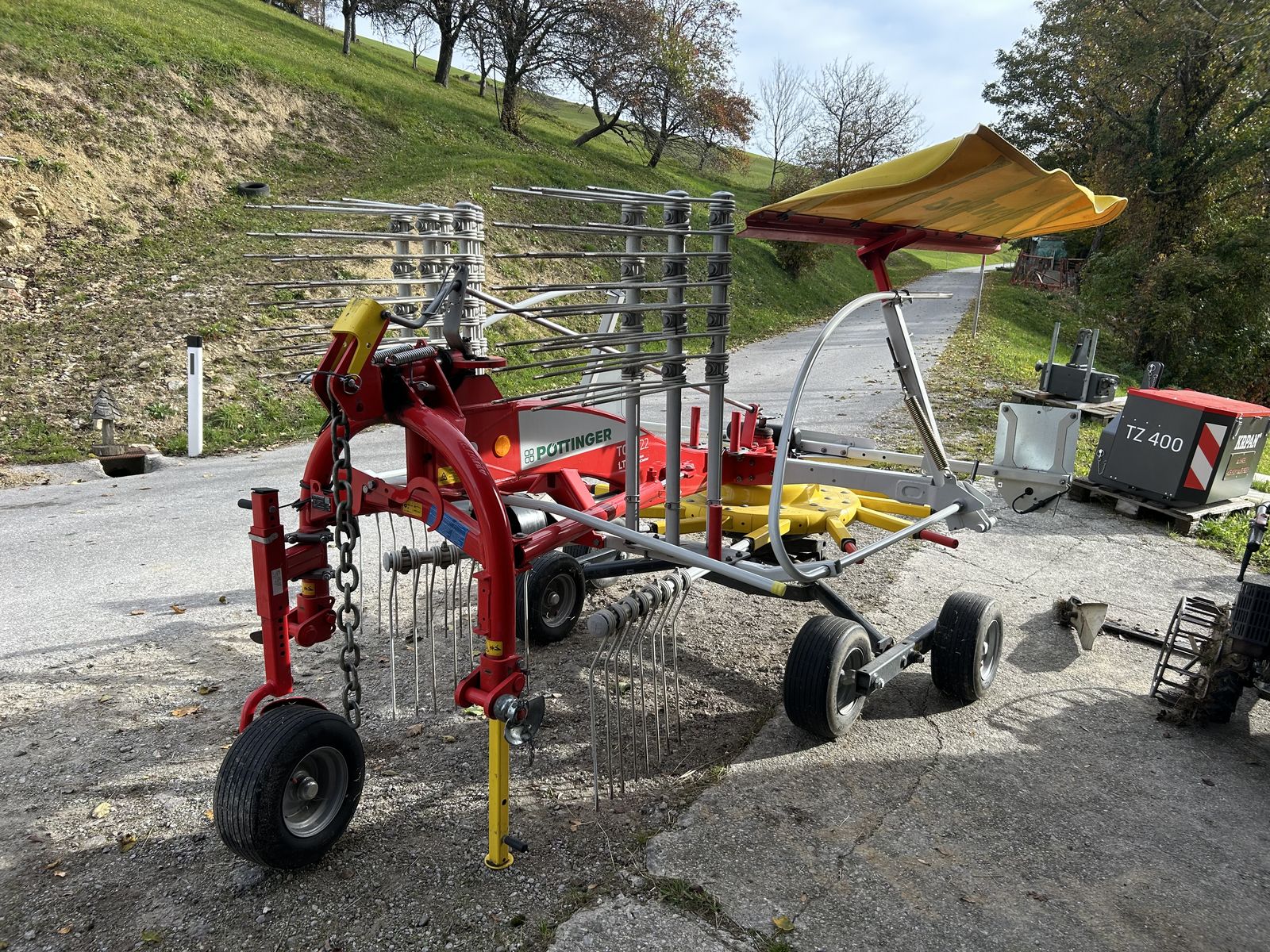 Pöttinger TOP 422 2