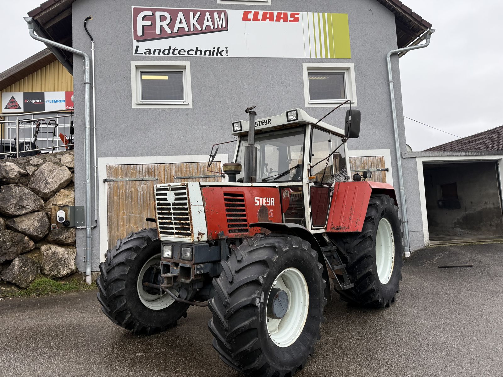 Steyr 8165 1