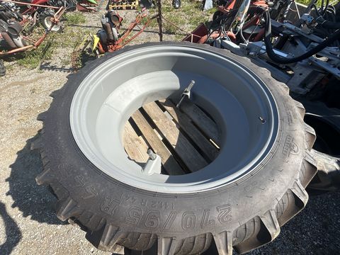 Taurus Zwillingsräder 270/95 R44